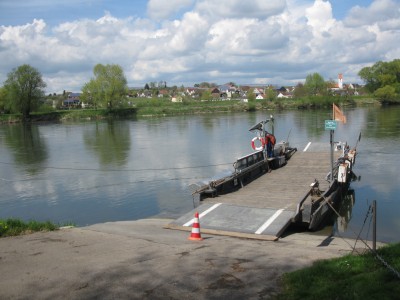 Donaus-Strömungsfähre in Eining