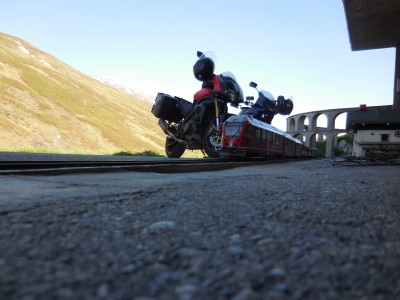 In der kleinen Schweiz sind die Züge nicht so gross