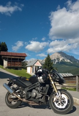 Irgendwo in einem kleinen Bergdorf in den Dolomiten
